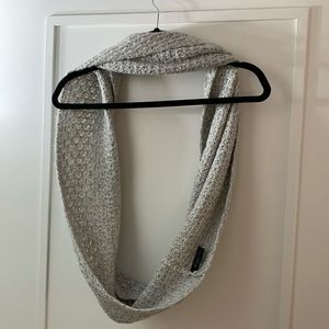Metallic circle scarf